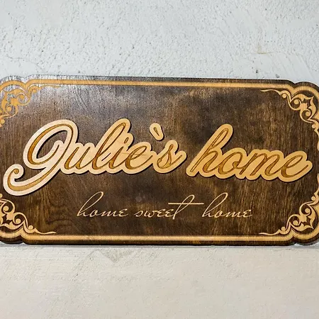 Julia Central Lägenhet *