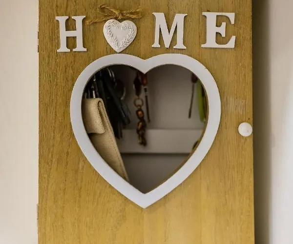 Julia Central Apartamento *