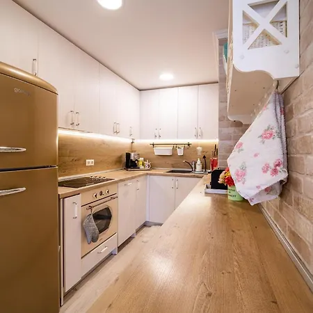 Apartment Julia Central