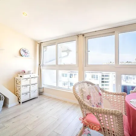 Julia Central Apartment