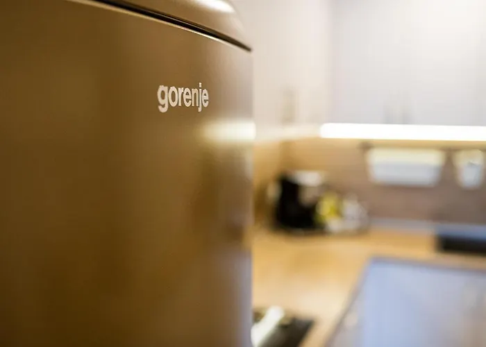 Julia Central * Варна